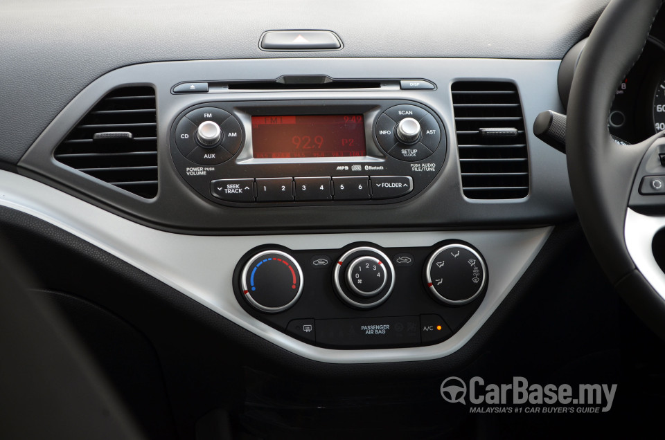 Kia Picanto TA (2013) Interior