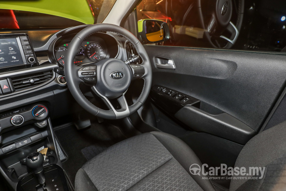Kia Picanto JA (2018) Interior