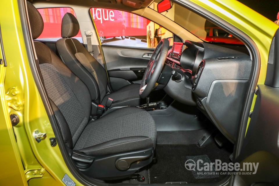 Kia Picanto JA (2018) Interior