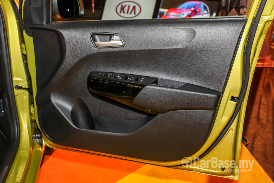 Kia Picanto JA (2018) Interior