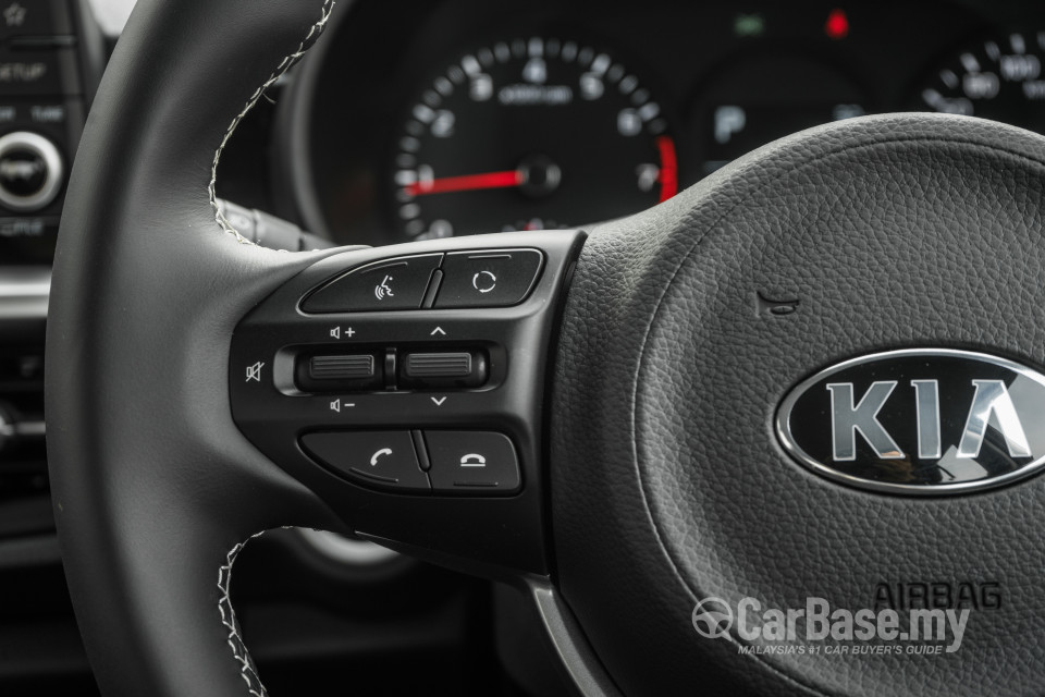 Kia Picanto JA (2018) Interior