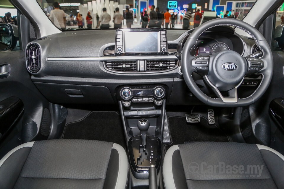 Mercedes-Benz AMG C-Class W205 AMG Facelift (2018) Interior