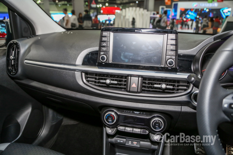 Kia Picanto JA (2018) Interior