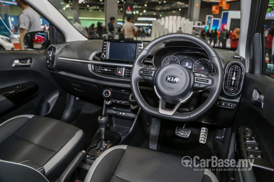 Kia Picanto JA (2018) Interior