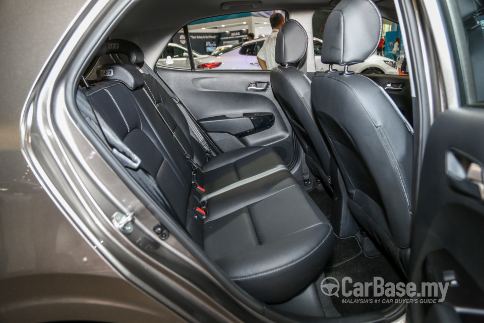 Kia Picanto JA (2018) Interior