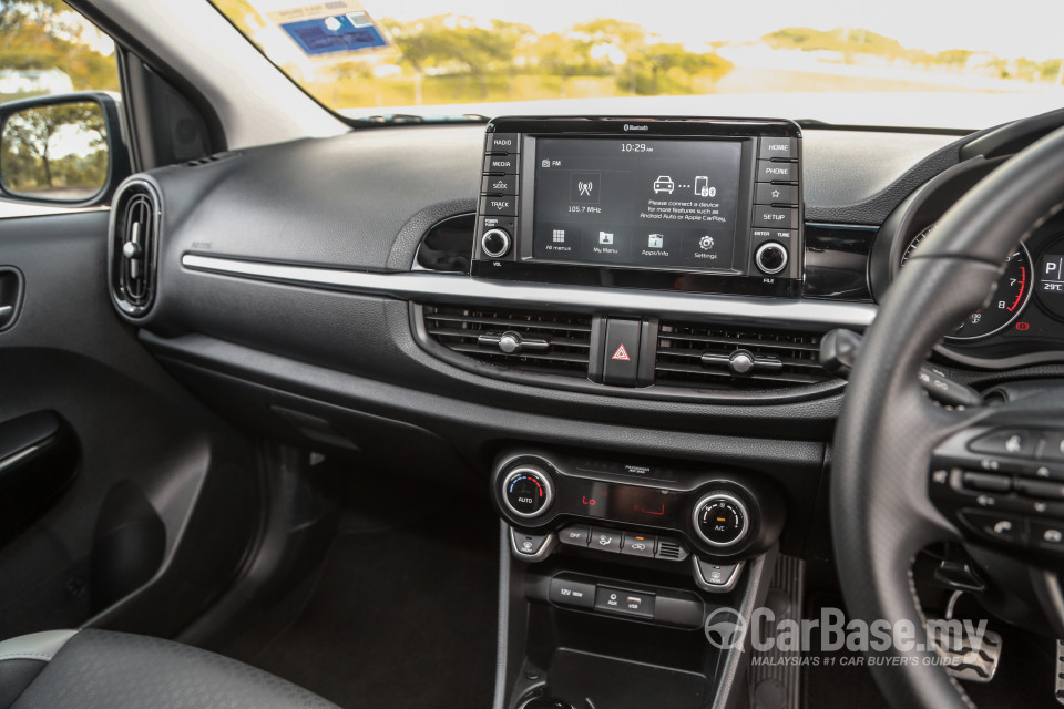 Kia Picanto JA (2018) Interior