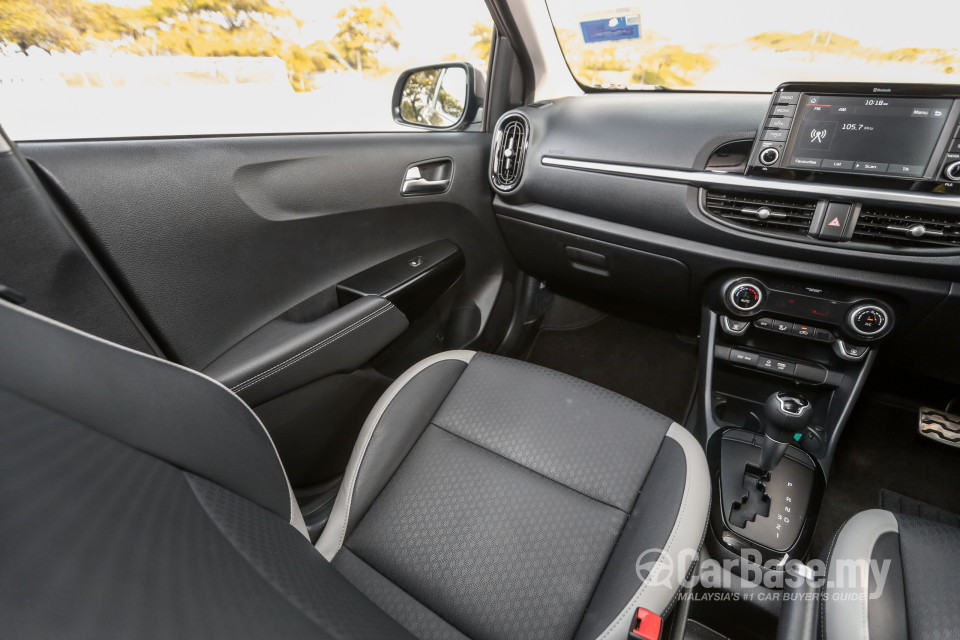 Kia Picanto JA (2018) Interior