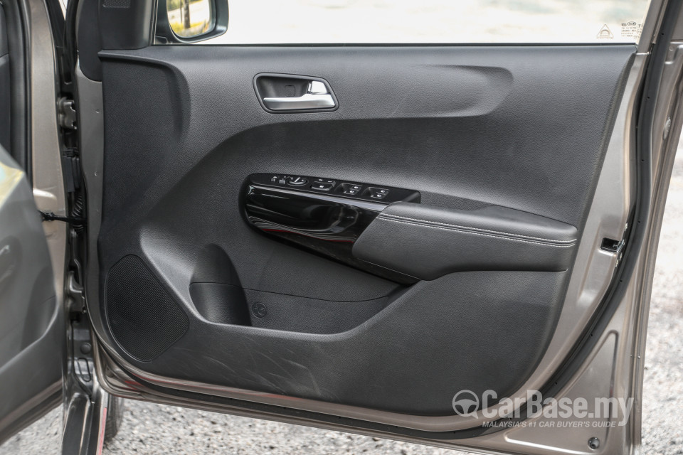 Kia Picanto JA (2018) Interior