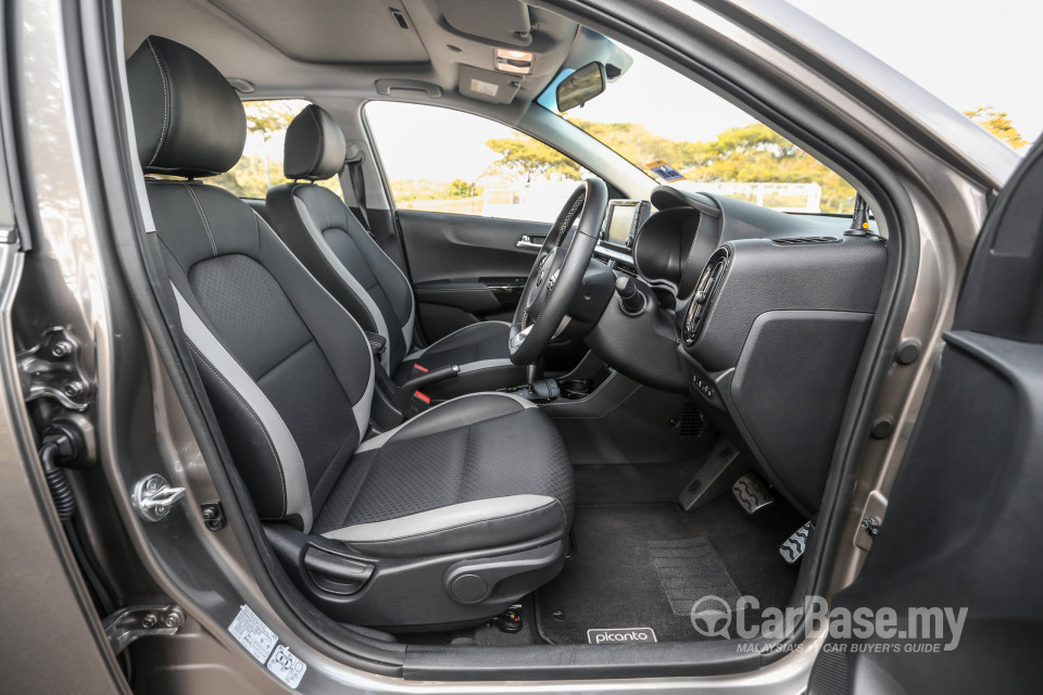 Kia Picanto JA (2018) Interior