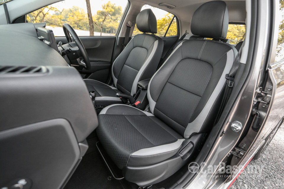 Kia Picanto JA (2018) Interior