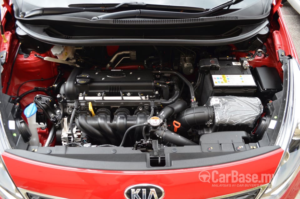 Kia Rio UB (2013) Exterior