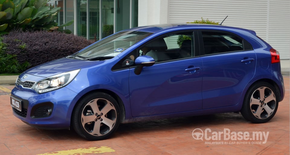 Kia Rio UB (2013) Exterior
