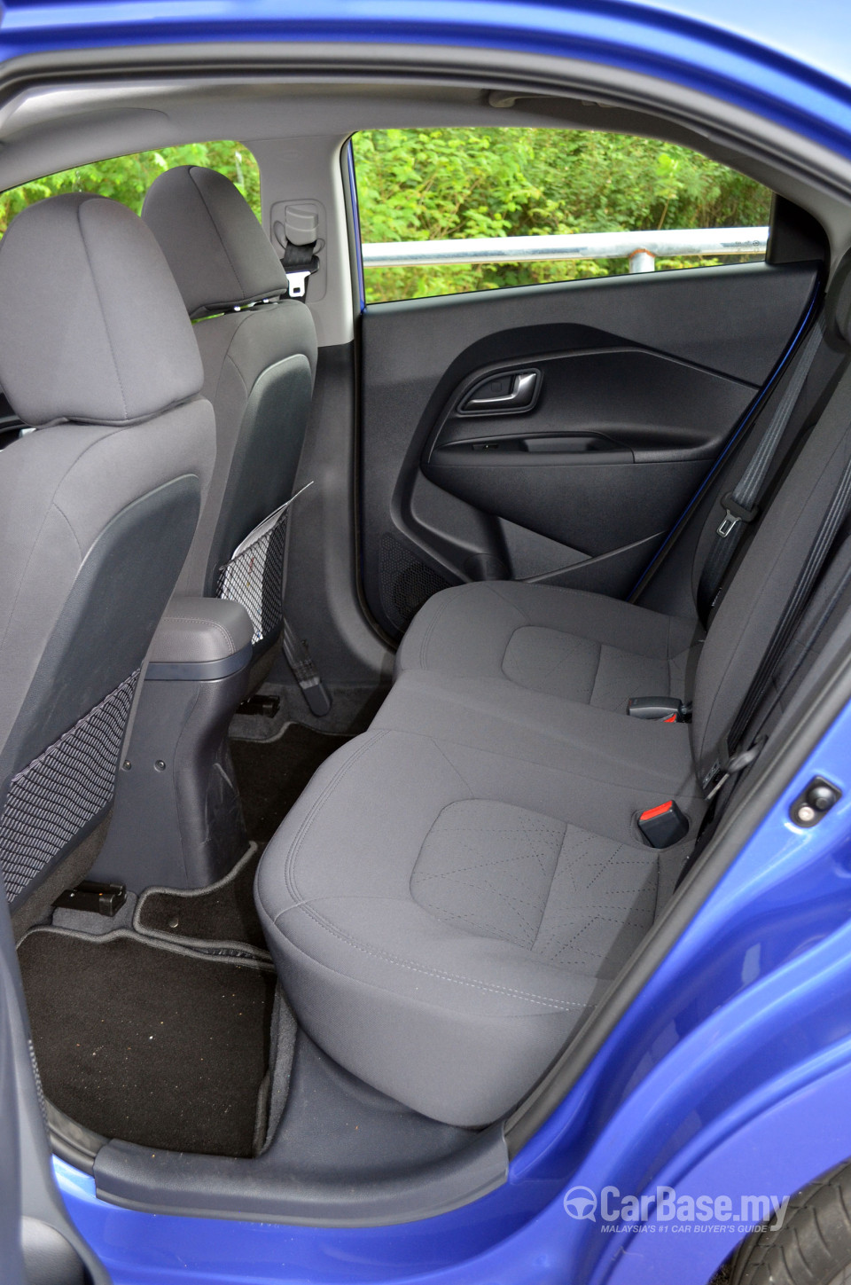 Kia Rio UB (2013) Interior