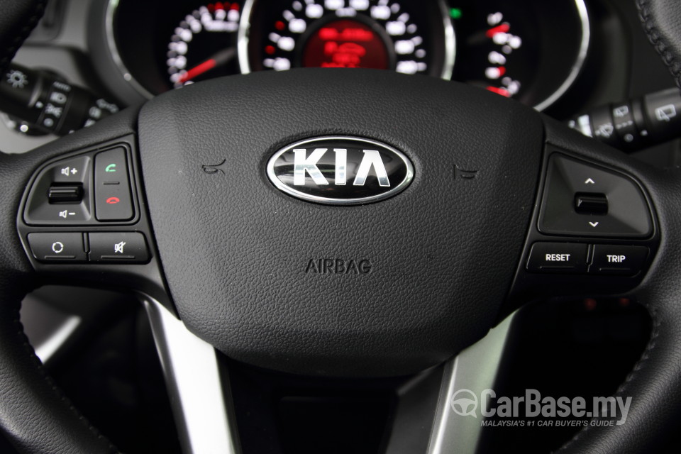 Kia Rio UB (2013) Interior