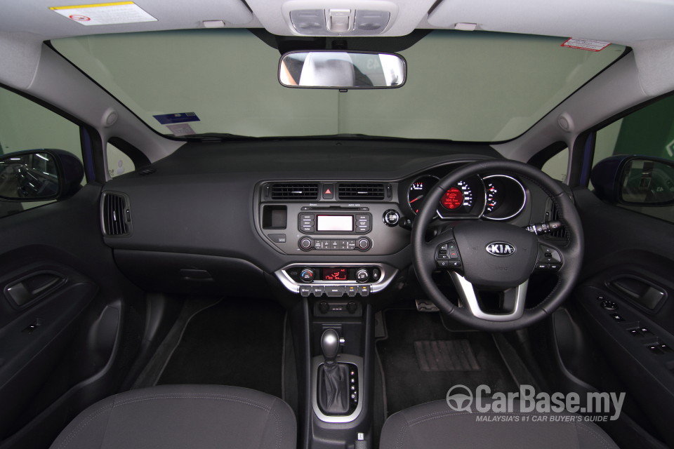 Kia Rio UB (2013) Interior