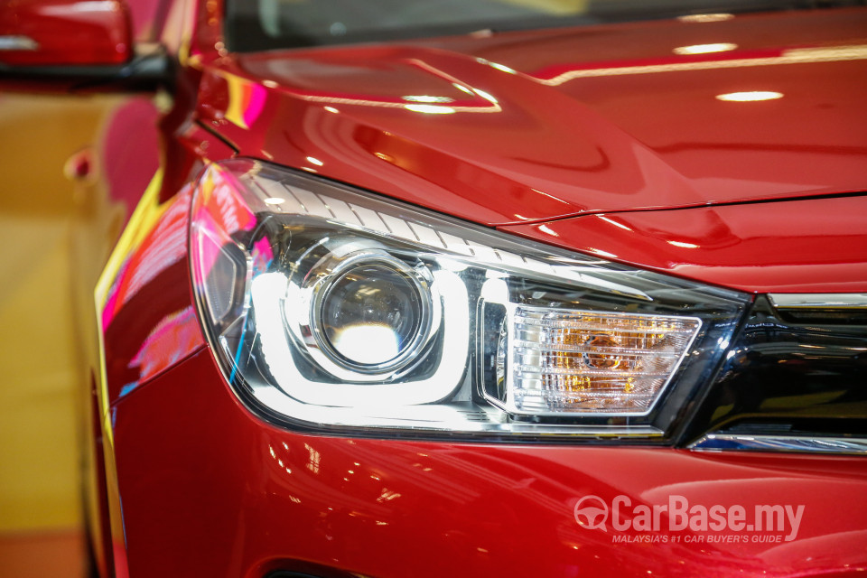 Kia Rio YB (2017) Exterior