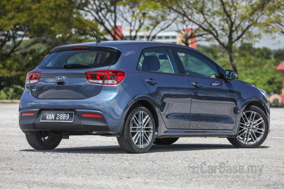 Proton Perdana P4-90B (2016) Exterior