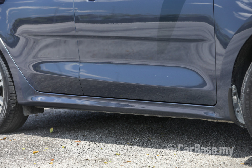 Kia Rio YB (2017) Exterior