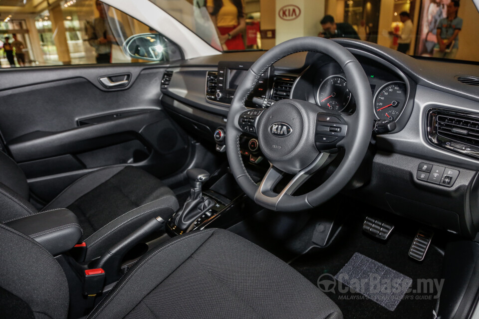 Volkswagen Touareg Mk2 (2010) Interior