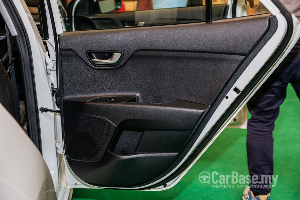 Kia Rio YB (2017) Interior