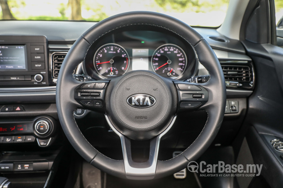 Kia Rio YB (2017) Interior