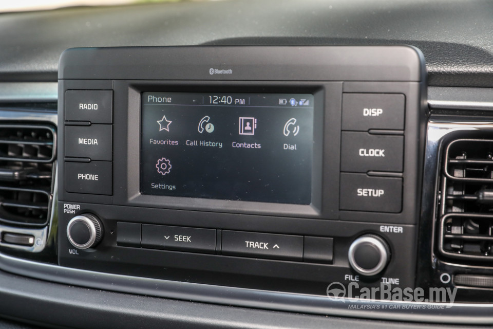 Kia Rio YB (2017) Interior