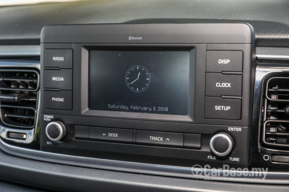 Kia Rio YB (2017) Interior