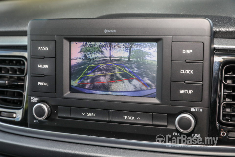 Kia Rio YB (2017) Interior