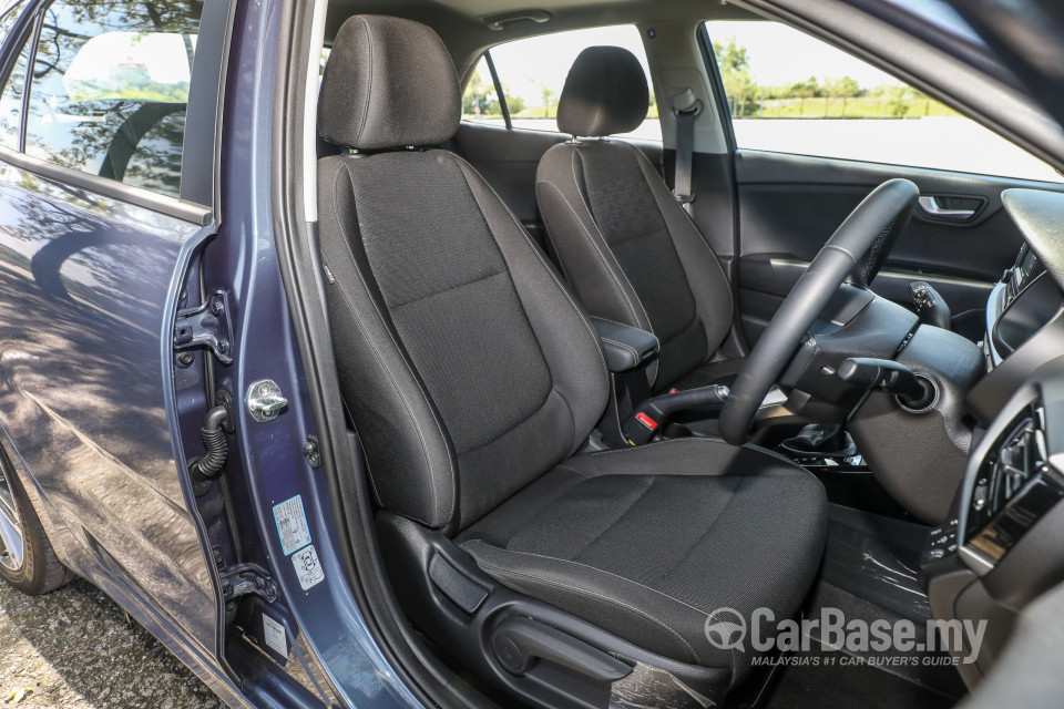 Kia Rio YB (2017) Interior