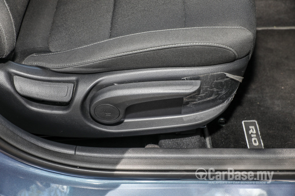 Kia Rio YB (2017) Interior