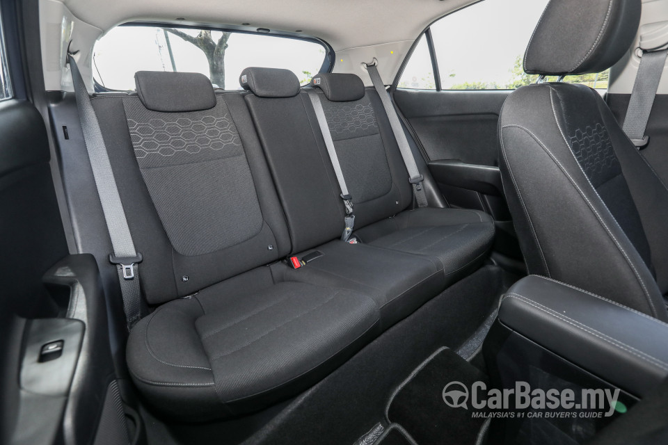 Kia Rio YB (2017) Interior