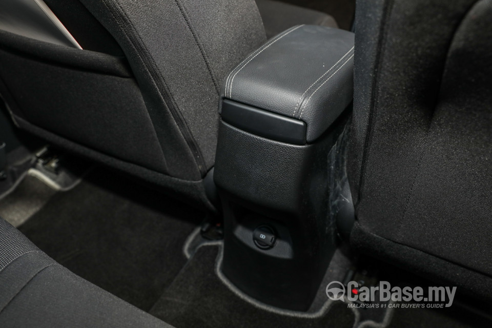Kia Rio YB (2017) Interior
