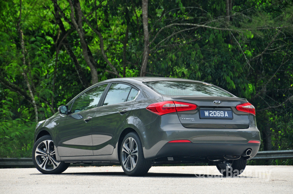 Kia Cerato YD (2013) Exterior