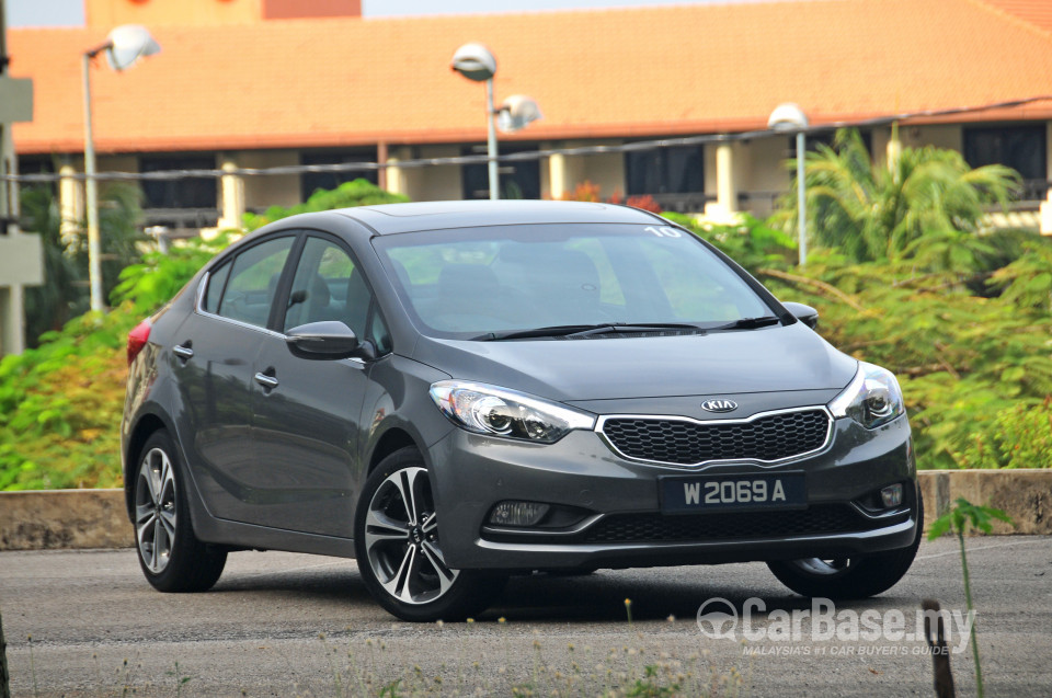 Kia Cerato YD (2013) Exterior