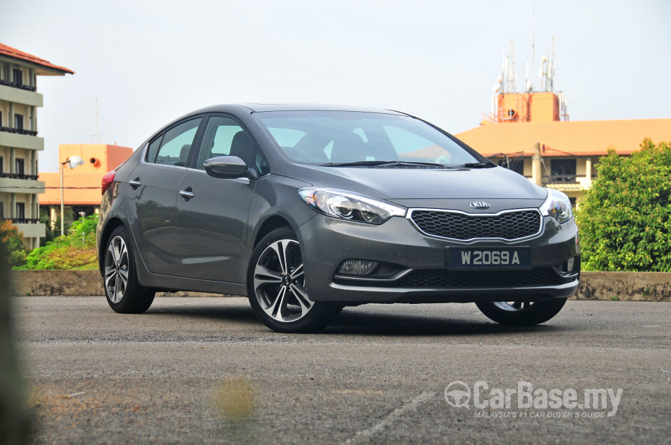 Kia Cerato YD (2013) Exterior