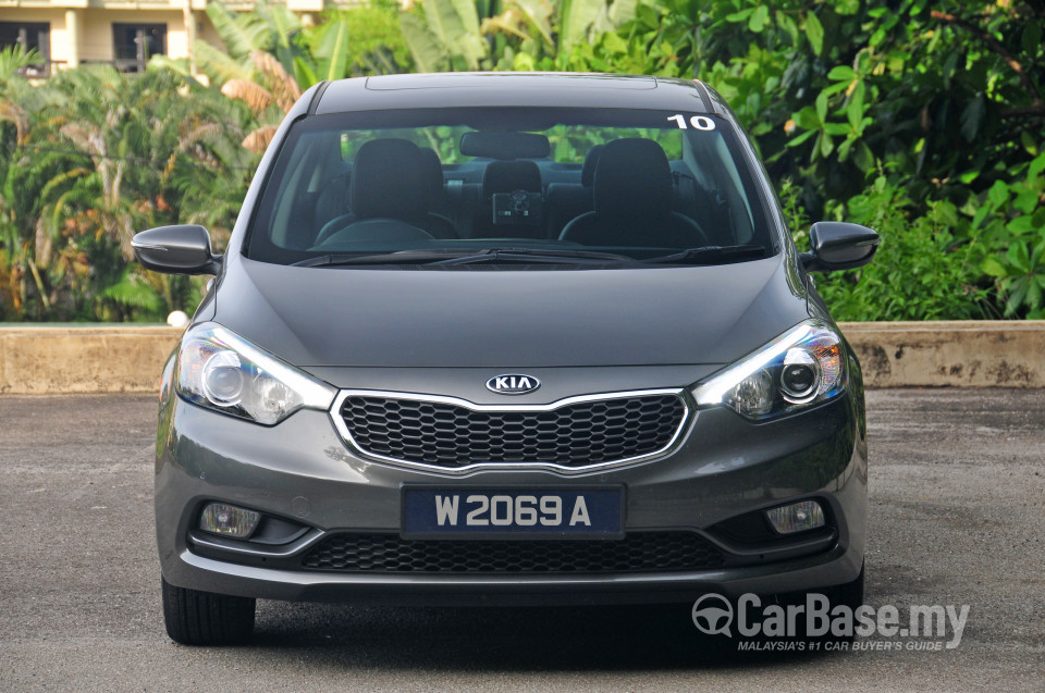 Kia Cerato YD (2013) Exterior