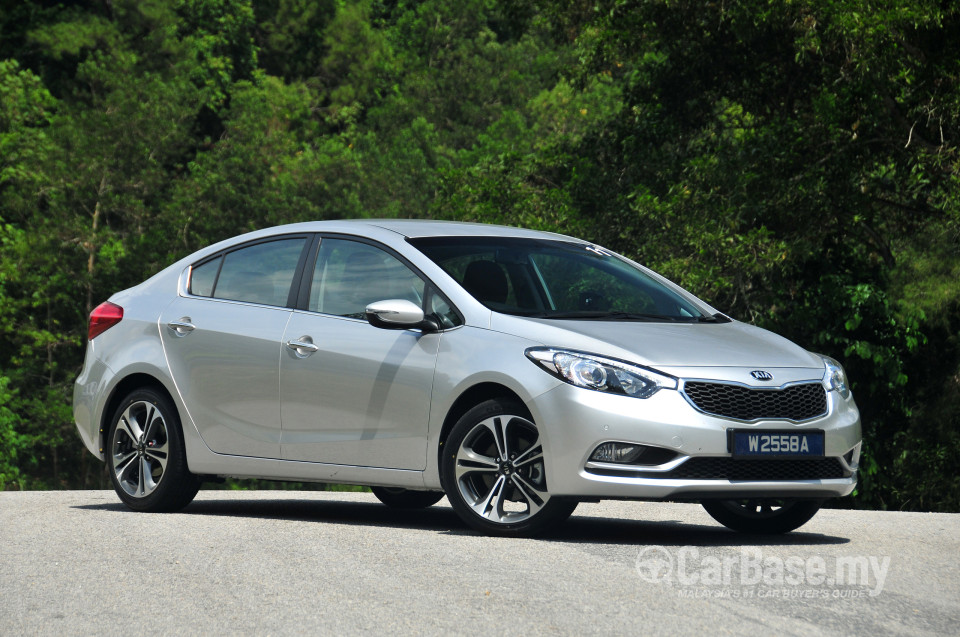 Kia Cerato YD (2013) Exterior