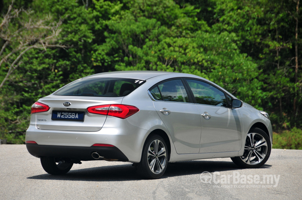 Kia Cerato YD (2013) Exterior