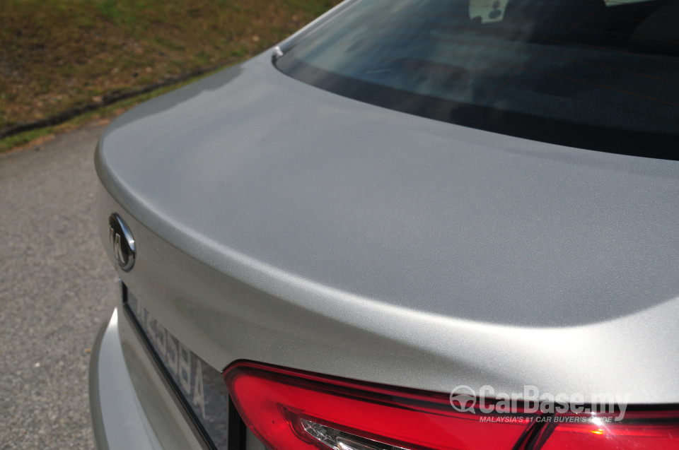 Kia Cerato YD (2013) Exterior