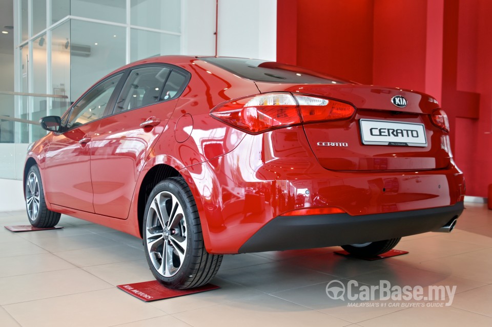 Kia Cerato YD (2013) Exterior