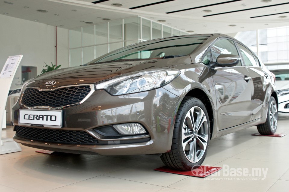 Kia Cerato YD (2013) Exterior