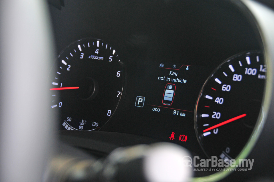 Kia Cerato YD (2013) Interior
