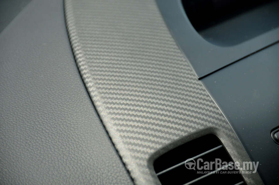 Kia Cerato YD (2013) Interior
