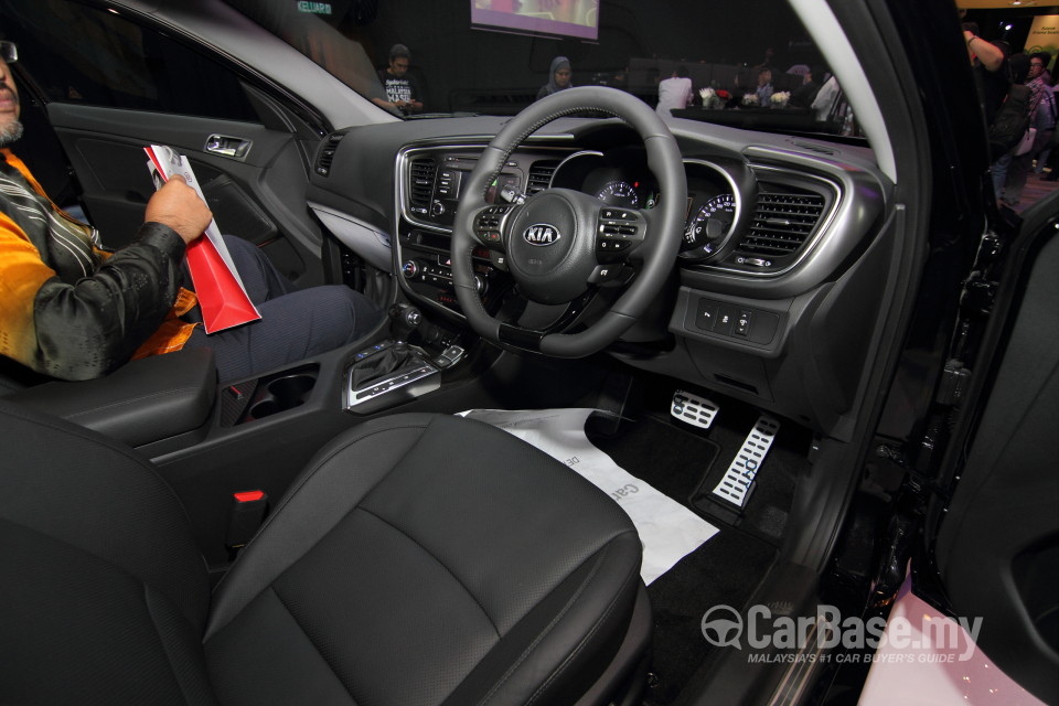 Kia Optima TF Facelift (2014) Interior