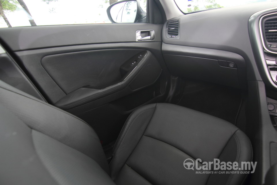 Kia Optima TF Facelift (2014) Interior
