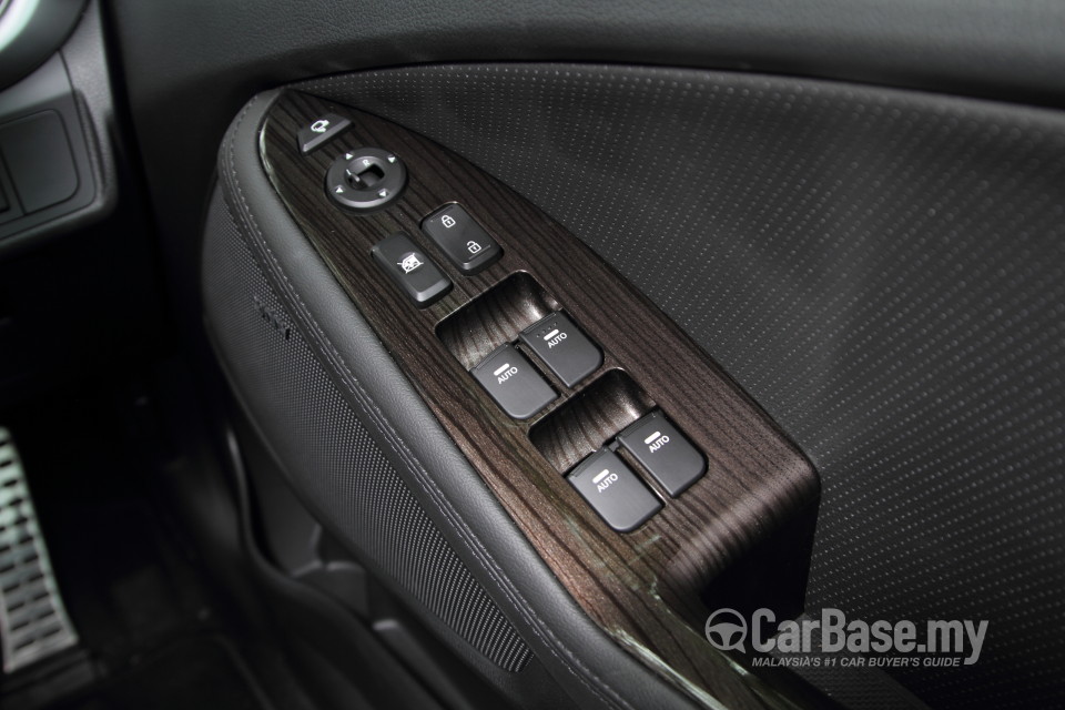 Kia Optima TF Facelift (2014) Interior