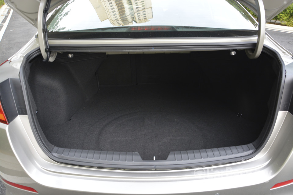 Kia Optima TF Facelift (2014) Interior