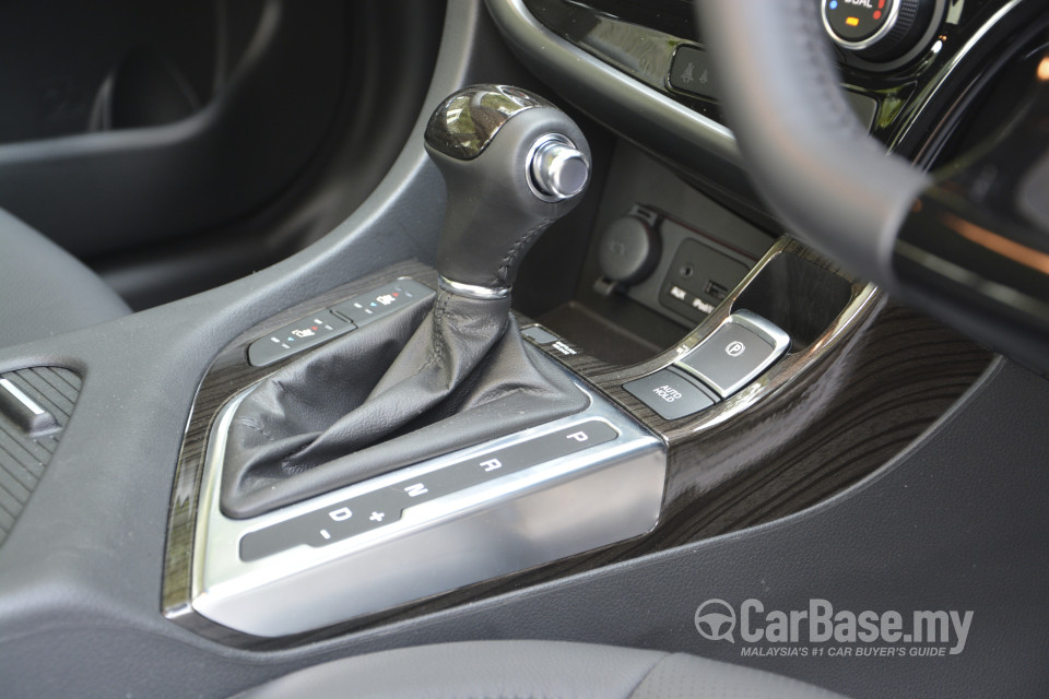 Kia Optima TF Facelift (2014) Interior