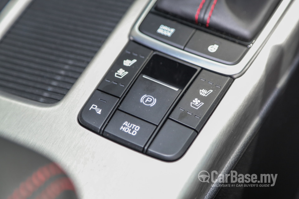 Kia Optima JF (2017) Interior