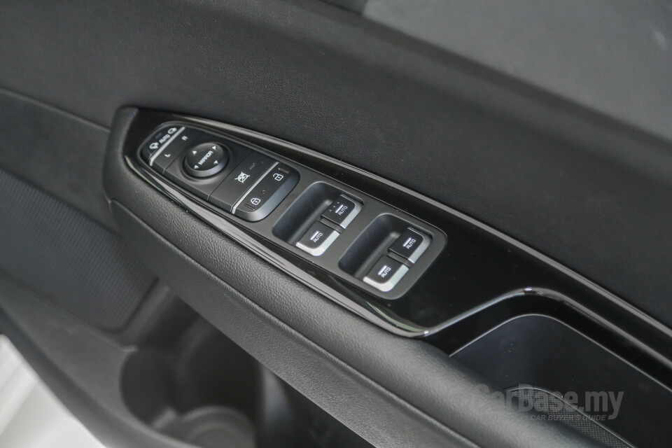 Mazda MX-5 ND (2015) Interior